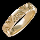 K391L Passion yellow gold Celtic wedding ring