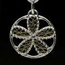 P1903 Petals Gold Pendant