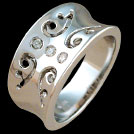 C1644 Pierced Concave Gold Diamond Dress Ring